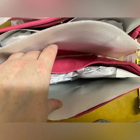 Coach Phoebe Leather Shoulder bag- pink Dahlia with goldtone NWT 🎉Host Pick x4!🎉 - Picture 2 of 9